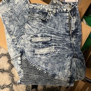 Men’s Jeans